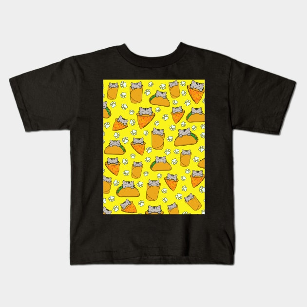Cute cat pattern Kids T-Shirt by Purrfect